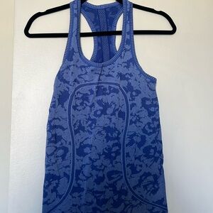 Lululemon workout tank
